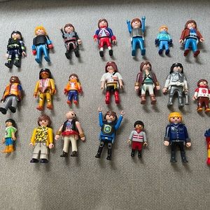 PlayMobile Geobra Figures